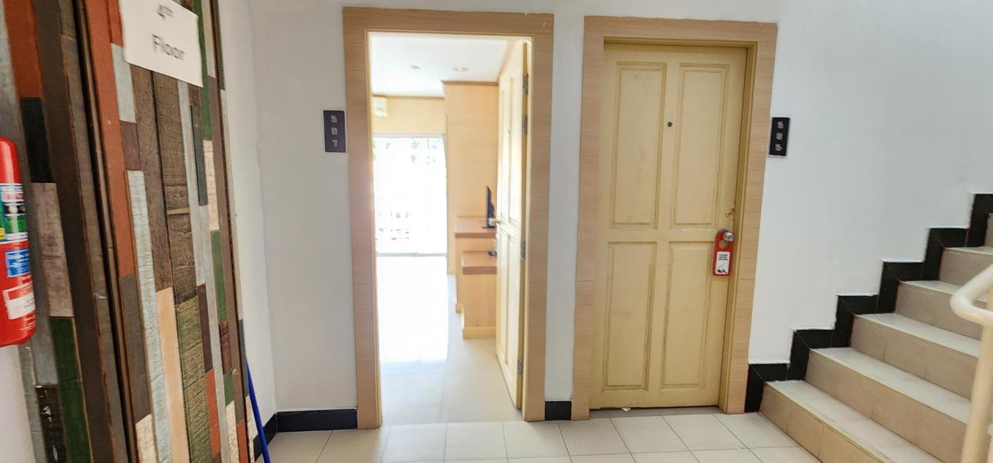 Eden Park Hotel Patong Bagian luar foto