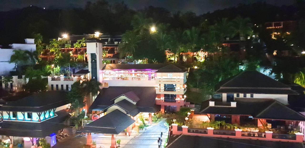Eden Park Hotel Patong Bagian luar foto